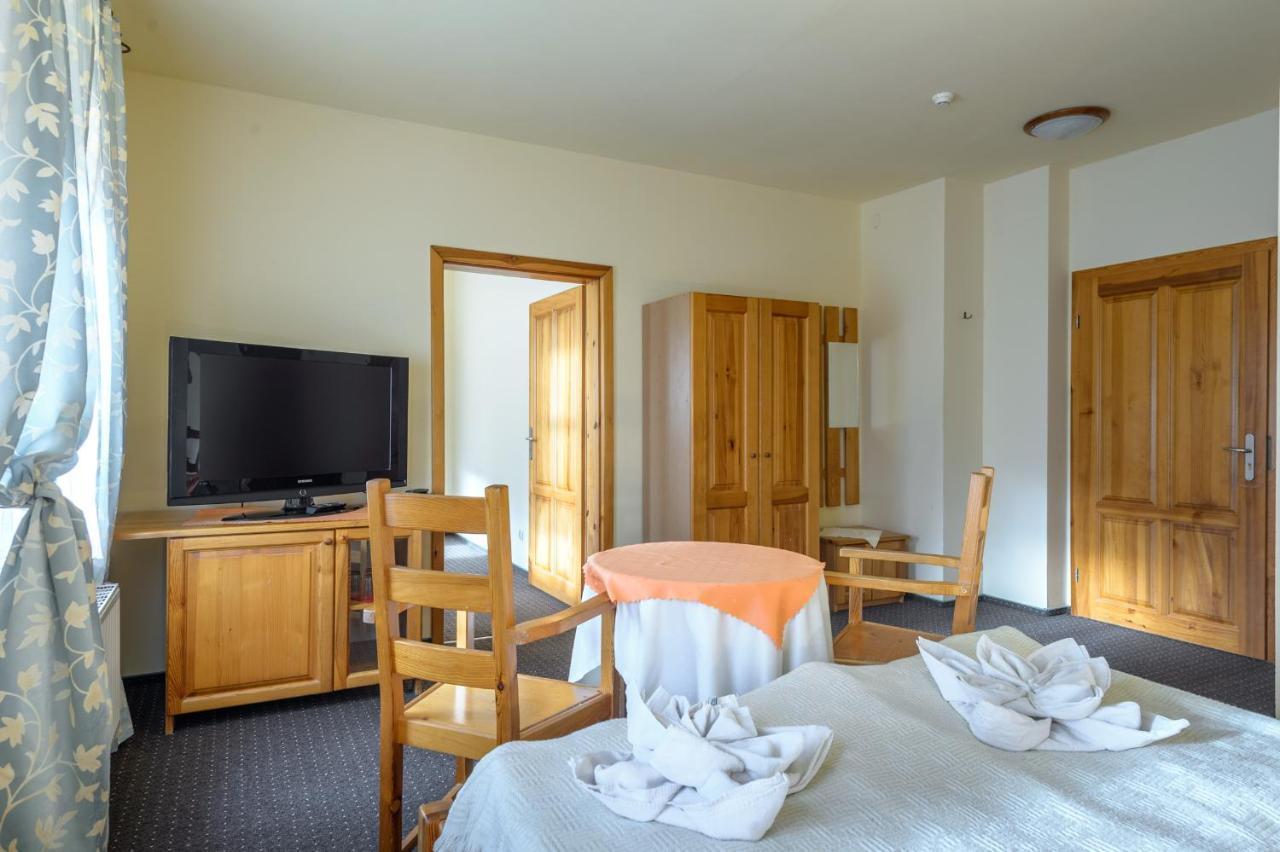 Hotel Swieradow Bagian luar foto
